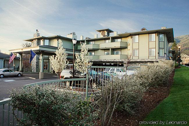Plaza Inn & Suites At Ashland Creek Εξωτερικό φωτογραφία