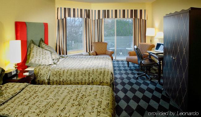 Plaza Inn & Suites At Ashland Creek Δωμάτιο φωτογραφία