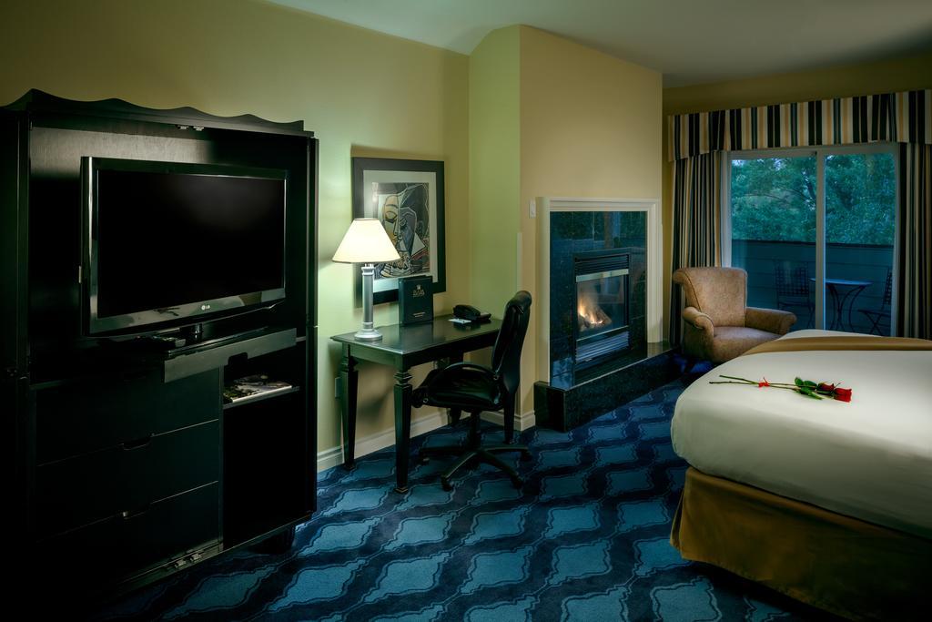 Plaza Inn & Suites At Ashland Creek Εξωτερικό φωτογραφία