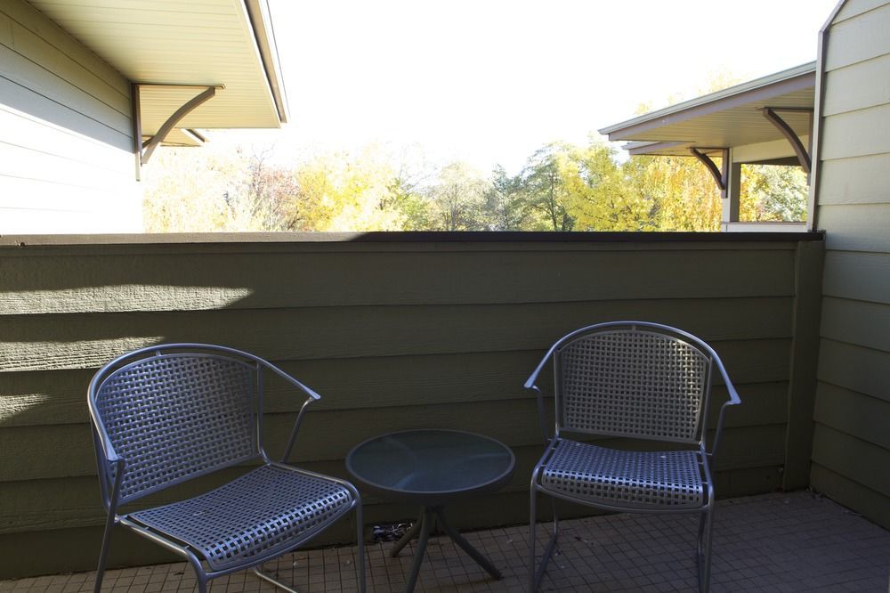 Plaza Inn & Suites At Ashland Creek Εξωτερικό φωτογραφία